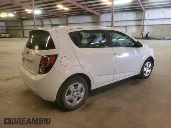 ✅ 2015 Chevrolet Sonic LS • VIN: 1G1JA6SH4F4209341 • Lot: 90074715. Listed on Copart with 120,581 mi. Free auction sales archive from the USA and detailed vehicle history report at DreamBid. Image 3.