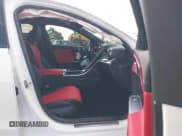 ✅ 2025 Mercedes-Benz C 300 • VIN: W1KAF4GB7SR268775 • Lot: 43618938. Wystawiony na IAAI z przebiegiem 4 214 mil. Bezpłatny archiwum sprzedaży aukcyjnych z USA i szczegółowy raport historii pojazdu na DreamBid. Zdjęcie 5.