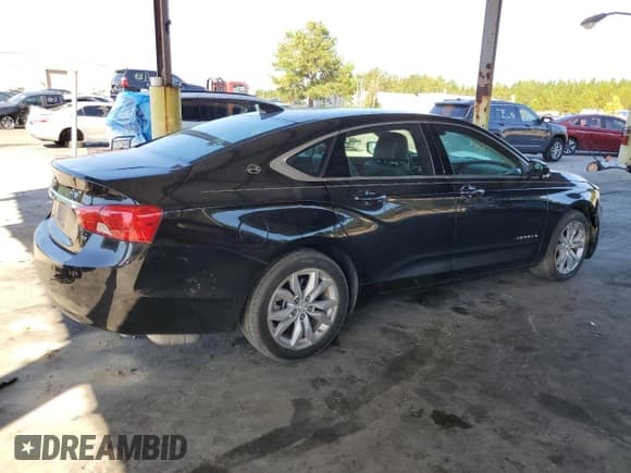 ✅ 2017 Chevrolet Impala LT • VIN: 2G1105S3XH9176153 • Лот: 77285044. Опубликован ранее на Copart с пробегом 145 591 миль. Бесплатный доступ к архиву аукционных продаж из США и подробный отчёт об истории автомобиля на DreamBid. Изображение 3.