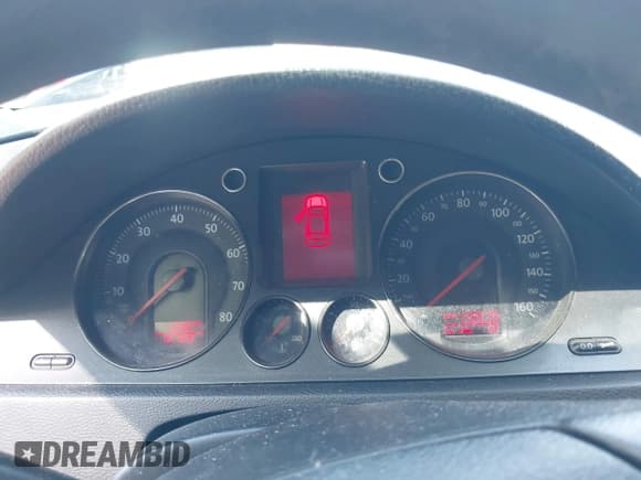 ✅ 2007 Volkswagen Passat • VIN: WVWUK73C07P041594 • Lot: 42327696. Listed on IAAI with 172,579 mi. Free auction sales archive from the USA and detailed vehicle history report at DreamBid. Image 7.