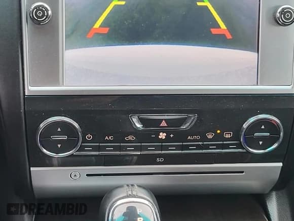 ✅ 2014 Maserati Quattroporte S Q4 • VIN: ZAM56RRA5E1106512 • Lot: 87229344. Wystawiony na Copart z przebiegiem 833 310 mil. Bezpłatny archiwum sprzedaży aukcyjnych z USA i szczegółowy raport historii pojazdu na DreamBid. Zdjęcie 9.