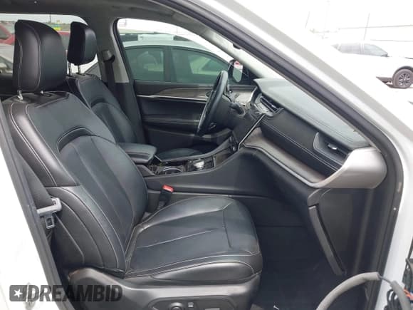 ✅ 2022 Jeep Grand Cherokee Limited • VIN: 1C4RJKBG4N8506093 • Lot: 43144284. Listed on IAAI with 101,963 mi. Free auction sales archive from the USA and detailed vehicle history report at DreamBid. Image 5.