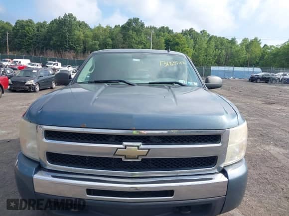 ✅ 2011 Chevrolet Silverado 1500 LS • VIN: 1GCRKREA0BZ168694 • Lot: 42818631. Wystawiony na IAAI z przebiegiem 405 702 mil mil. Skorzystaj z bezpłatnego archiwum sprzedaży aukcyjnych z USA i zobacz szczegółowy raport historii pojazdu na DreamBid. Zdjęcie 12.