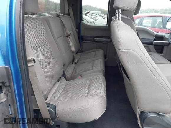 ✅ 2015 Ford F-150 XL • VIN: 1FTEX1C82FKD57797 • Lot: 41986388. Listed on IAAI with 197,434 mi. Free auction sales archive from the USA and detailed vehicle history report at DreamBid. Image 8.