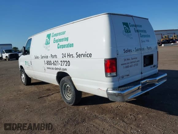 ✅ 2013 Ford Econoline Cargo Commercial • VIN: 1FTNS2EL8DDA90141 • Лот: 42136803. Опубликован ранее на IAAI с пробегом 206 573 миль. Бесплатный доступ к архиву аукционных продаж из США и подробный отчёт об истории автомобиля на DreamBid. Изображение 3.