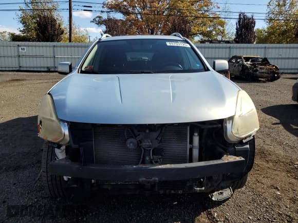✅ 2011 Nissan Rogue SV • VIN: JN8AS5MV3BW277554 • Lot: 89703125. Listed on Copart with 121,757 mi. Free auction sales archive from the USA and detailed vehicle history report at DreamBid. Image 5.