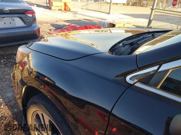 ✅ 2018 Subaru Outback Limited • VIN: 4S4BSANC8J3340763 • Lot: 43680454. Listed on IAAI with 112,998 mi. Free auction sales archive from the USA and detailed vehicle history report at DreamBid. Image 18.