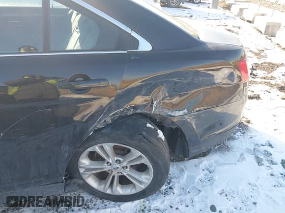 ✅ 2019 Ford Taurus SEL • VIN: 1FAHP2E88KG117382 • Лот: 41522485. Опубликован ранее на IAAI с пробегом 63 214 миль. Бесплатный доступ к архиву аукционных продаж из США и подробный отчёт об истории автомобиля на DreamBid. Изображение 6.