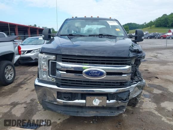 ✅ 2017 Ford F-250 Lariat • VIN: 1FT7W2BT9HEE43424 • Лот: 42582120. Опубликован ранее на IAAI с пробегом 197 497 миль. Бесплатный доступ к архиву аукционных продаж из США и подробный отчёт об истории автомобиля на DreamBid. Изображение 13.