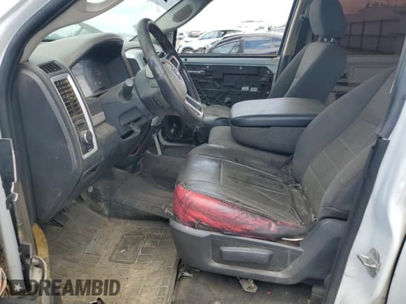 ✅ 2010 Dodge 1500 SLT • VIN: 1D7RB1CT3AS235114 • Lot: 56553905. Wystawiony na Copart z przebiegiem 168 901 mil. Bezpłatny archiwum sprzedaży aukcyjnych z USA i szczegółowy raport historii pojazdu na DreamBid. Zdjęcie 7.