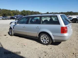 ✅ 1998 Volkswagen Passat GLS • VIN: WVWNA63B5WE377793 • Lot: 94365485. Listed on Copart with 157,421 mi. Free auction sales archive from the USA and detailed vehicle history report at DreamBid. Image 2.