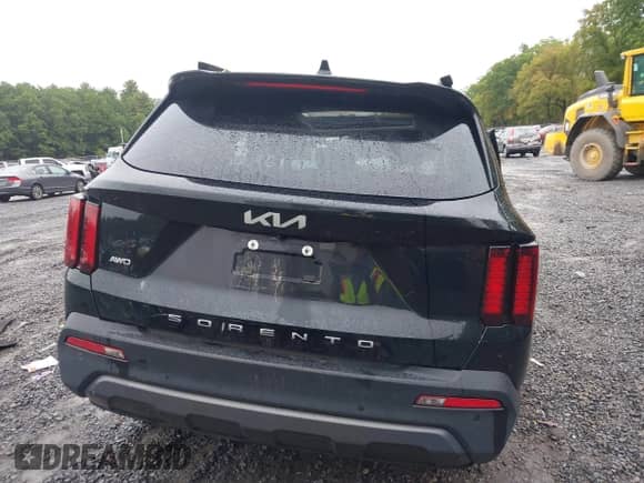 2022 Kia Sorento X-Line S z VIN 5XYRLDLC3NG085283, wystawiony jako IAAI lot #43289881 z przebiegiem 59 393 mil mil oraz . Historia ofert i sprzedaży dostępna na DreamBid. Obrazek 15.