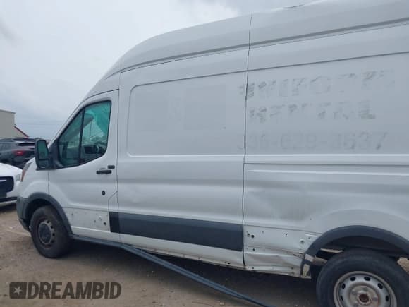 ✅ 2018 Ford Transit • VIN: 1FTBW3XMXJKB24221 • Lot: 42425978. Wystawiony na IAAI z przebiegiem 77 666 mil. Bezpłatny archiwum sprzedaży aukcyjnych z USA i szczegółowy raport historii pojazdu na DreamBid. Zdjęcie 15.