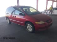 ✅ 1997 Dodge Caravan SE • VIN: 1B4GP45R8VB256033 • Lot: 43101386. Wystawiony na IAAI z przebiegiem 157 875 mil. Bezpłatny archiwum sprzedaży aukcyjnych z USA i szczegółowy raport historii pojazdu na DreamBid. Zdjęcie 1.