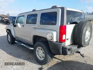 ✅ 2007 Hummer H3 SUV • VIN: 5GTDN13E678182324 • Lot: 43752109. Wystawiony na IAAI z przebiegiem 191 696 mil. Bezpłatny archiwum sprzedaży aukcyjnych z USA i szczegółowy raport historii pojazdu na DreamBid. Zdjęcie 3.