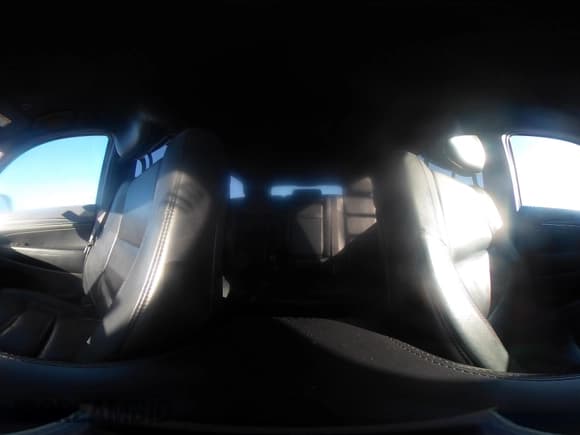 ✅ 2018 Jeep Grand Cherokee Limited • VIN: 1C4RJEBG2JC158867 • Lot: 43677912. Listed on IAAI with 179,265 mi. Free auction sales archive from the USA and detailed vehicle history report at DreamBid. Image 19.