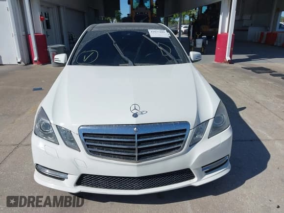 ✅ 2013 Mercedes-Benz E 350 Luxury • VIN: WDDHF8JB6DA680430 • Lot: 41837189. Listed on IAAI with 83,492 mi. Free auction sales archive from the USA and detailed vehicle history report at DreamBid. Image 13.