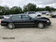 ✅ 2011 Lincoln Town Car Signature Limited • VIN: 2LNBL8CVXBX758787 • Lot: 81351495. Listed on Copart with 116,798 mi. Free auction sales archive from the USA and detailed vehicle history report at DreamBid. Image 13.