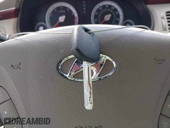 2007 Hyundai Azera SE с VIN KMHFC46F27A139440, выставлен на аукционе IAAI как лот 42058893 с пробегом 218 540 миль миль и . История ставок и продаж доступна на DreamBid. Изображение 11.