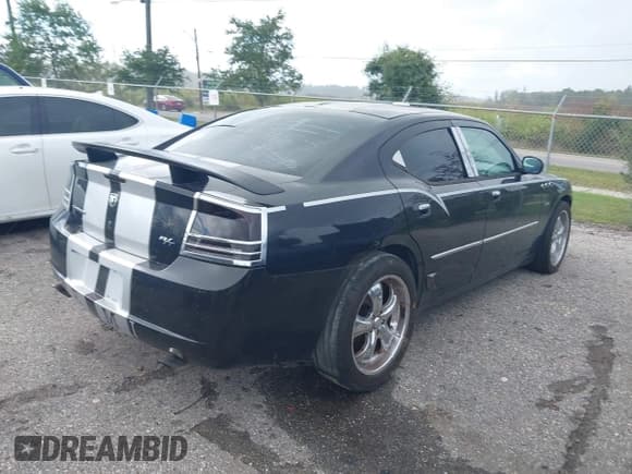 ✅ 2006 Dodge Charger R/T • VIN: 2B3KA53H06H244709 • Лот: 43317330. Опубликован ранее на IAAI с пробегом 65 883 миль. Бесплатный доступ к архиву аукционных продаж из США и подробный отчёт об истории автомобиля на DreamBid. Изображение 4.