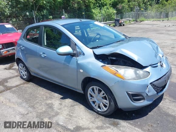 ✅ 2013 Mazda 2 Sport • VIN: JM1DE1KY9D0170780 • Lot: 42554419. Wystawiony na IAAI z przebiegiem 177 164 mil. Bezpłatny archiwum sprzedaży aukcyjnych z USA i szczegółowy raport historii pojazdu na DreamBid. Zdjęcie 1.