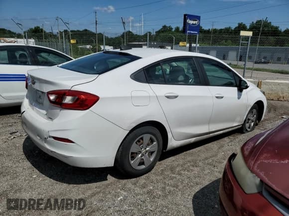 ✅ 2018 Chevrolet Cruze LS • VIN: 1G1BC5SM2J7224742 • Lot: 58596523. Listed on Copart with 70,339 mi. Free auction sales archive from the USA and detailed vehicle history report at DreamBid. Image 3.