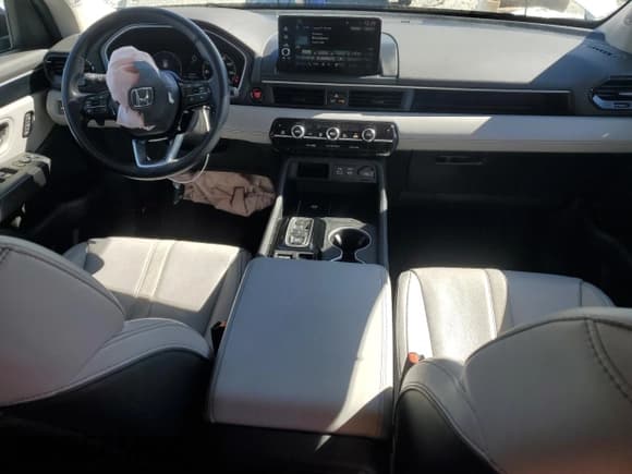 ✅ 2025 Honda Pilot Touring • VIN: 5FNYG1H78SB008325 • Лот: 89830155. Опубликован ранее на Copart с пробегом 22 315 миль. Бесплатный доступ к архиву аукционных продаж из США и подробный отчёт об истории автомобиля на DreamBid. Изображение 8.