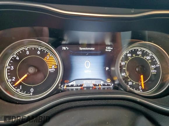 ✅ 2021 Jeep Cherokee Latitude Lux • VIN: 1C4PJLMX9MD107163 • Lot: 70121745. Wystawiony na Copart z przebiegiem 81 761 mil. Bezpłatny archiwum sprzedaży aukcyjnych z USA i szczegółowy raport historii pojazdu na DreamBid. Zdjęcie 9.