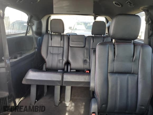 ✅ 2020 Dodge Grand Caravan GT • VIN: 2C4RDGEG1LR213205 • Lot: 89738865. Wystawiony na Copart z przebiegiem 98 187 mil. Bezpłatny archiwum sprzedaży aukcyjnych z USA i szczegółowy raport historii pojazdu na DreamBid. Zdjęcie 10.