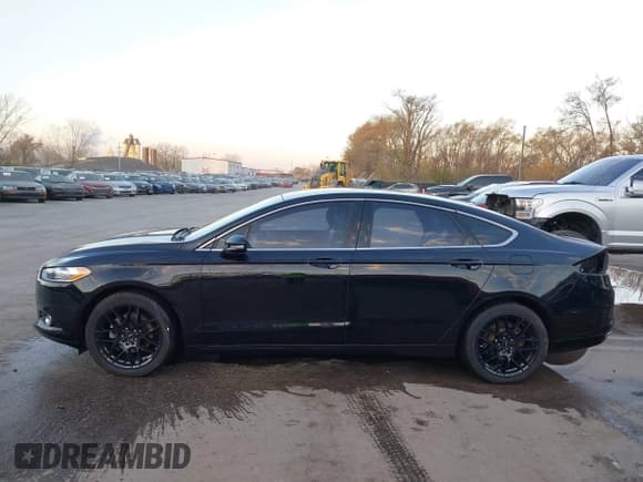 ✅ 2016 Ford Fusion SE • VIN: 3FA6P0H93GR289495 • Lot: 43692519. Wystawiony na IAAI z przebiegiem 61 153 mil. Bezpłatny archiwum sprzedaży aukcyjnych z USA i szczegółowy raport historii pojazdu na DreamBid. Zdjęcie 15.