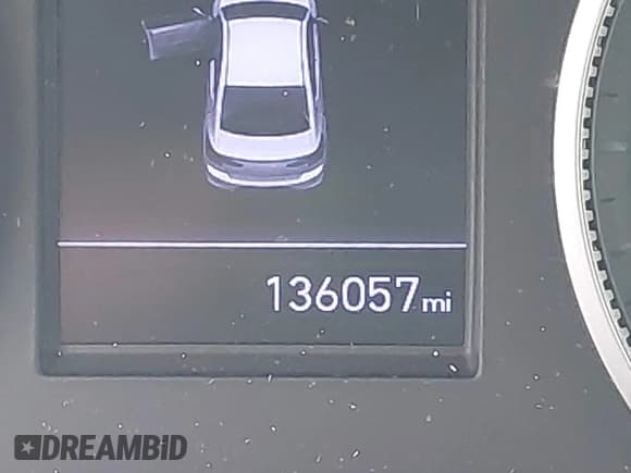 ✅ 2020 Hyundai Elantra SEL • VIN: 5NPD84LF7LH500729 • Lot: 42931384. Listed on IAAI with 136,057 mi. Free auction sales archive from the USA and detailed vehicle history report at DreamBid. Image 15.