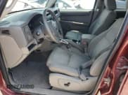 ✅ 2006 Jeep Commander • VIN: 1J8HH48K66C369227 • Lot: 53723565. Listed on Copart with 193,303 mi. Free auction sales archive from the USA and detailed vehicle history report at DreamBid. Image 7.