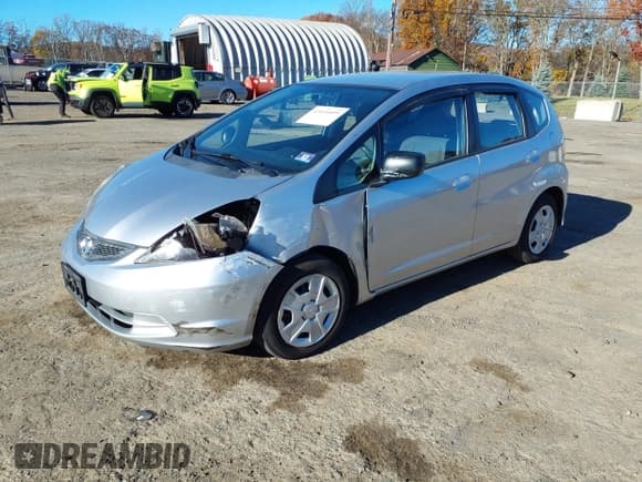 ✅ 2013 Honda Fit • VIN: JHMGE8H38DC063315 • Lot: 43604899. Wystawiony na IAAI z przebiegiem 101 501 mil. Bezpłatny archiwum sprzedaży aukcyjnych z USA i szczegółowy raport historii pojazdu na DreamBid. Zdjęcie 17.