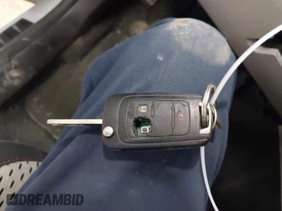 ✅ 2012 Chevrolet Equinox LS • VIN: 2GNFLCEK3C6123341 • Лот: 43620507. Опубликован ранее на IAAI с пробегом 139 849 миль. Бесплатный доступ к архиву аукционных продаж из США и подробный отчёт об истории автомобиля на DreamBid. Изображение 11.