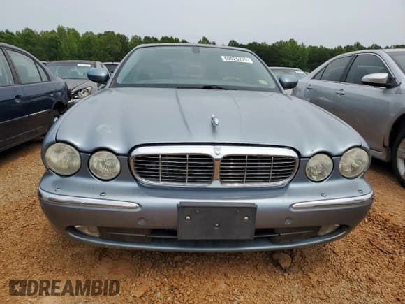 ✅ 2005 Jaguar XJ 8 LWB • VIN: SAJWA79C45SG39608 • Лот: 60025775. Опубликован ранее на Copart с пробегом 171 428 миль. Бесплатный доступ к архиву аукционных продаж из США и подробный отчёт об истории автомобиля на DreamBid. Изображение 5.
