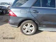 ✅ 2013 Mercedes-Benz M 350 • VIN: 4JGDA5JB9DA112576 • Лот: 43840052. Опубликован ранее на IAAI с пробегом 110 438 миль. Бесплатный доступ к архиву аукционных продаж из США и подробный отчёт об истории автомобиля на DreamBid. Изображение 6.