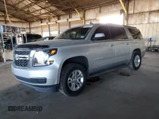 ✅ 2019 Chevrolet Suburban LS • VIN: 1GNSCGKC3KR264769 • Lot: 82259595. Wystawiony na Copart z przebiegiem 76 803 mil. Bezpłatny archiwum sprzedaży aukcyjnych z USA i szczegółowy raport historii pojazdu na DreamBid. Zdjęcie 1.
