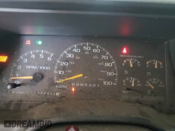 1999 Chevrolet Tahoe Z71 с VIN 1GNEK13RXXJ565075, выставлен на аукционе Copart как лот 89463505 с пробегом 302 942 миль миль и Списание • Salvage title. История ставок и продаж доступна на DreamBid. Изображение 9.