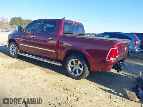 ✅ 2016 Ram 1500 Laramie • VIN: 1C6RR6NT8GS278105 • Lot: 43625835. Wystawiony na IAAI z przebiegiem 87 534 mil. Bezpłatny archiwum sprzedaży aukcyjnych z USA i szczegółowy raport historii pojazdu na DreamBid. Zdjęcie 3.