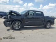 ✅ 2021 Ram 1500 Laramie • VIN: 1C6SRFJT4MN780840 • Lot: 69024025. Wystawiony na Copart z przebiegiem 94 671 mil. Bezpłatny archiwum sprzedaży aukcyjnych z USA i szczegółowy raport historii pojazdu na DreamBid. Zdjęcie 1.