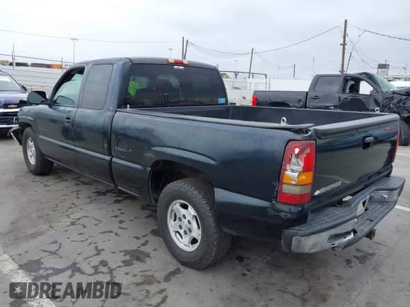 ✅ 2001 Chevrolet Silverado 1500 LT • VIN: 1GCEC19T91Z130663 • Lot: 42393510. Wystawiony na IAAI z przebiegiem 172 128 mil mil. Skorzystaj z bezpłatnego archiwum sprzedaży aukcyjnych z USA i zobacz szczegółowy raport historii pojazdu na DreamBid. Zdjęcie 3.