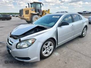 2012 Chevrolet Malibu 1FL z VIN 1G1ZA5E09CF384008, wystawiony jako Copart lot #70893305 z przebiegiem 204 939 mil mil oraz Szkoda całkowita • Salvage title. Historia ofert i sprzedaży dostępna na DreamBid. Obrazek 1.