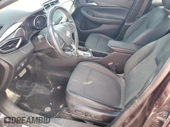 ✅ 2020 Buick Encore GX Select • VIN: KL4MMESL9LB113006 • Lot: 84035265. Listed on Copart with 71,838 mi. Free auction sales archive from the USA and detailed vehicle history report at DreamBid. Image 7.