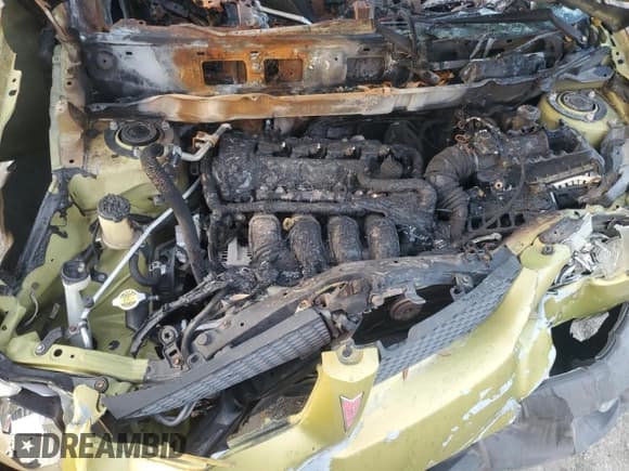 ✅ 2003 Pontiac Vibe • VIN: 5Y2SL62823Z408120 • Lot: 93864435. Wystawiony na Copart z przebiegiem Nie podano. Bezpłatny archiwum sprzedaży aukcyjnych z USA i szczegółowy raport historii pojazdu na DreamBid. Zdjęcie 13.