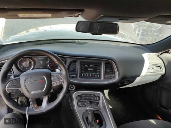 ✅ 2019 Dodge Challenger R/T • VIN: 2C3CDZBT8KH524707 • Лот: 93103145. Опубликован ранее на Copart с пробегом 20 770 миль. Бесплатный доступ к архиву аукционных продаж из США и подробный отчёт об истории автомобиля на DreamBid. Изображение 9.