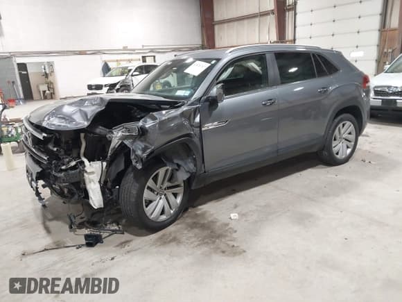 ✅ 2022 Volkswagen Atlas SE • VIN: 1V2KE2CA1NC206765 • Лот: 41876747. Опубликован ранее на IAAI с пробегом 83 304 миль. Бесплатный доступ к архиву аукционных продаж из США и подробный отчёт об истории автомобиля на DreamBid. Изображение 2.