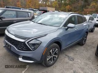 ✅ 2025 Kia Sportage EX • VIN: 5XYK3CDF3SG241807 • Lot: 43494133. Wystawiony na IAAI z przebiegiem 10 005 mil. Bezpłatny archiwum sprzedaży aukcyjnych z USA i szczegółowy raport historii pojazdu na DreamBid. Zdjęcie 2.