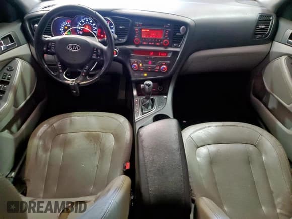 ✅ 2011 Kia Optima EX • VIN: KNAGN4A76B5073069 • Lot: 71015615. Listed on Copart with 151,231 mi. Free auction sales archive from the USA and detailed vehicle history report at DreamBid. Image 8.