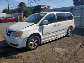 ✅ 2008 Dodge Grand Caravan SXT • VIN: 1D8HN54P48B106400 • Лот: 67998445. Опубликован ранее на Copart с пробегом 107 203 миль. Бесплатный доступ к архиву аукционных продаж из США и подробный отчёт об истории автомобиля на DreamBid. Изображение 1.