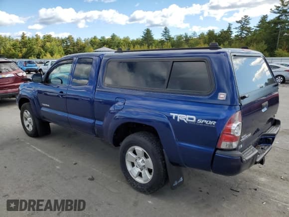 ✅ 2015 Toyota Tacoma • VIN: 5TFUU4EN0FX135674 • Lot: 84402925. Listed on Copart with 48,583 mi. Free auction sales archive from the USA and detailed vehicle history report at DreamBid. Image 2.